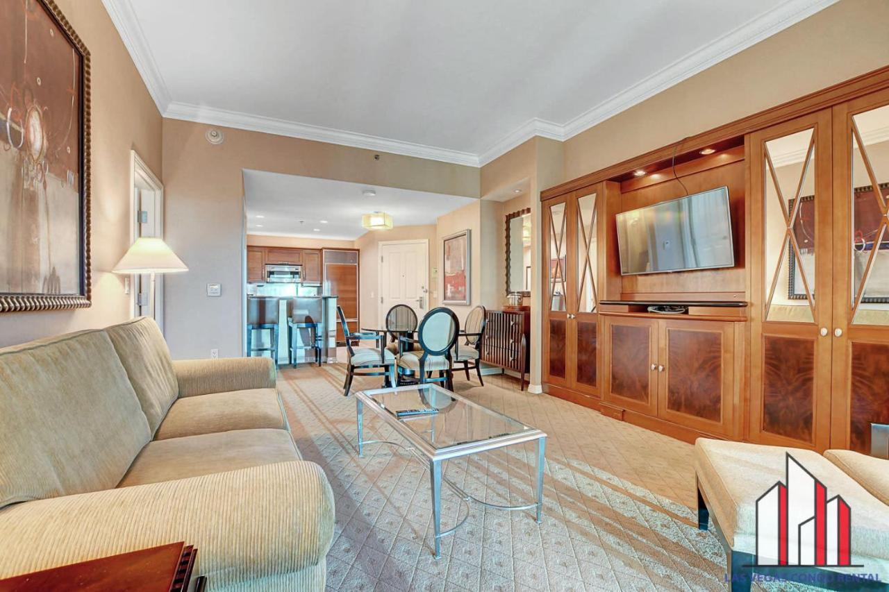 Signature 2br3ba F1 View Balcony Ste 30-719 And 21 Holiday home Las Vegas