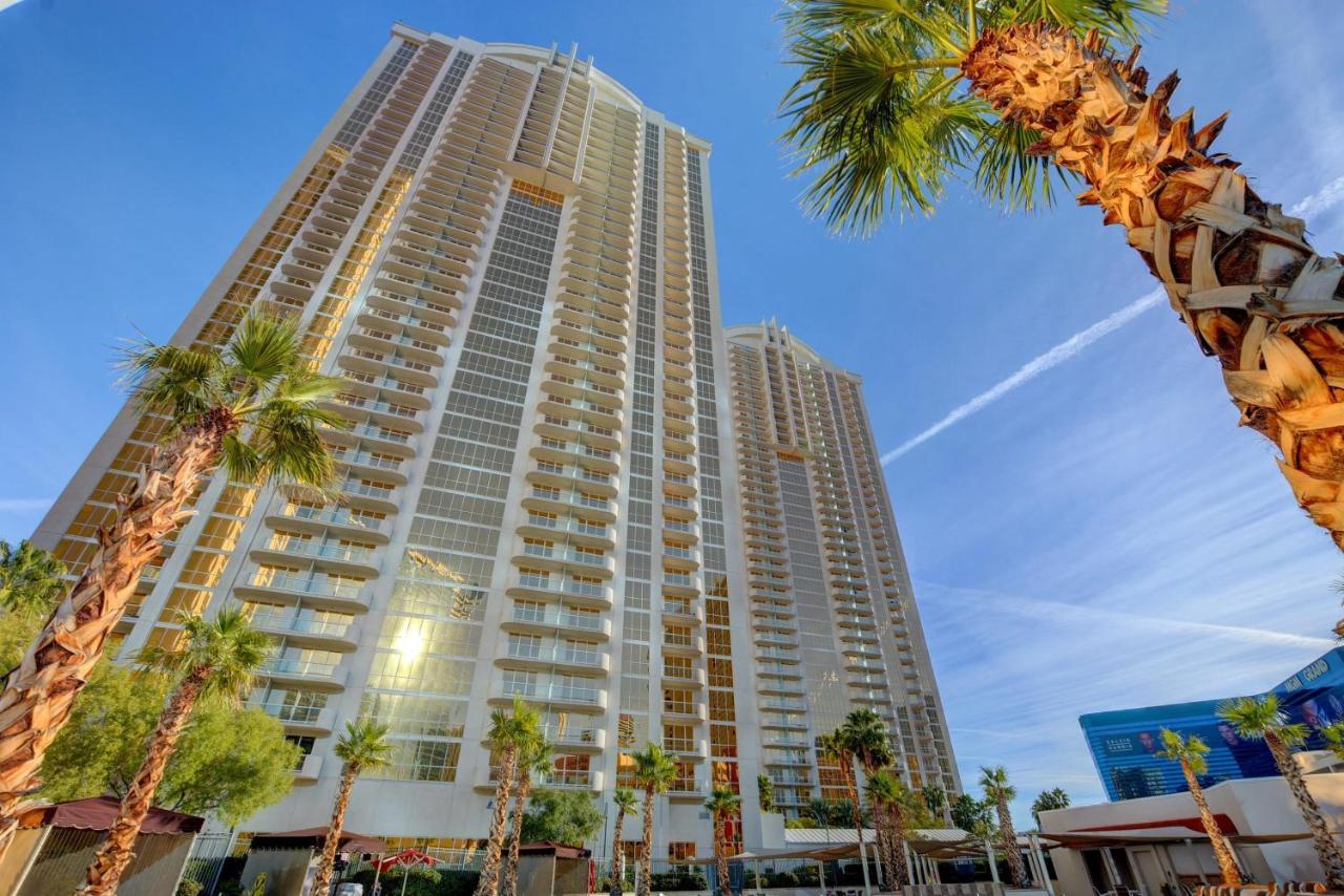 Signature 2br3ba F1 View Balcony Ste 30-719 And 21 Las Vegas