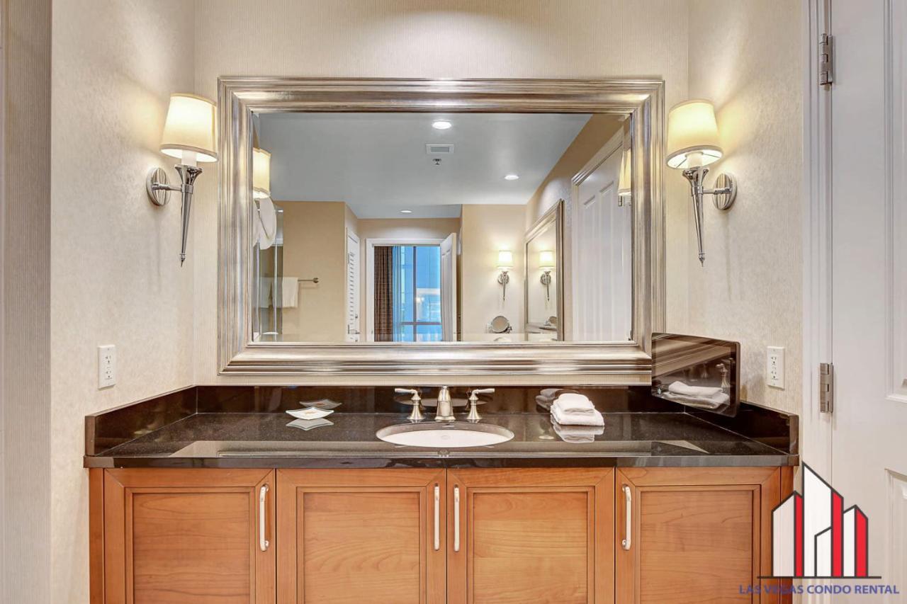 Holiday home Signature 2br3ba F1 View Balcony Ste 30-719 And 21 Las Vegas